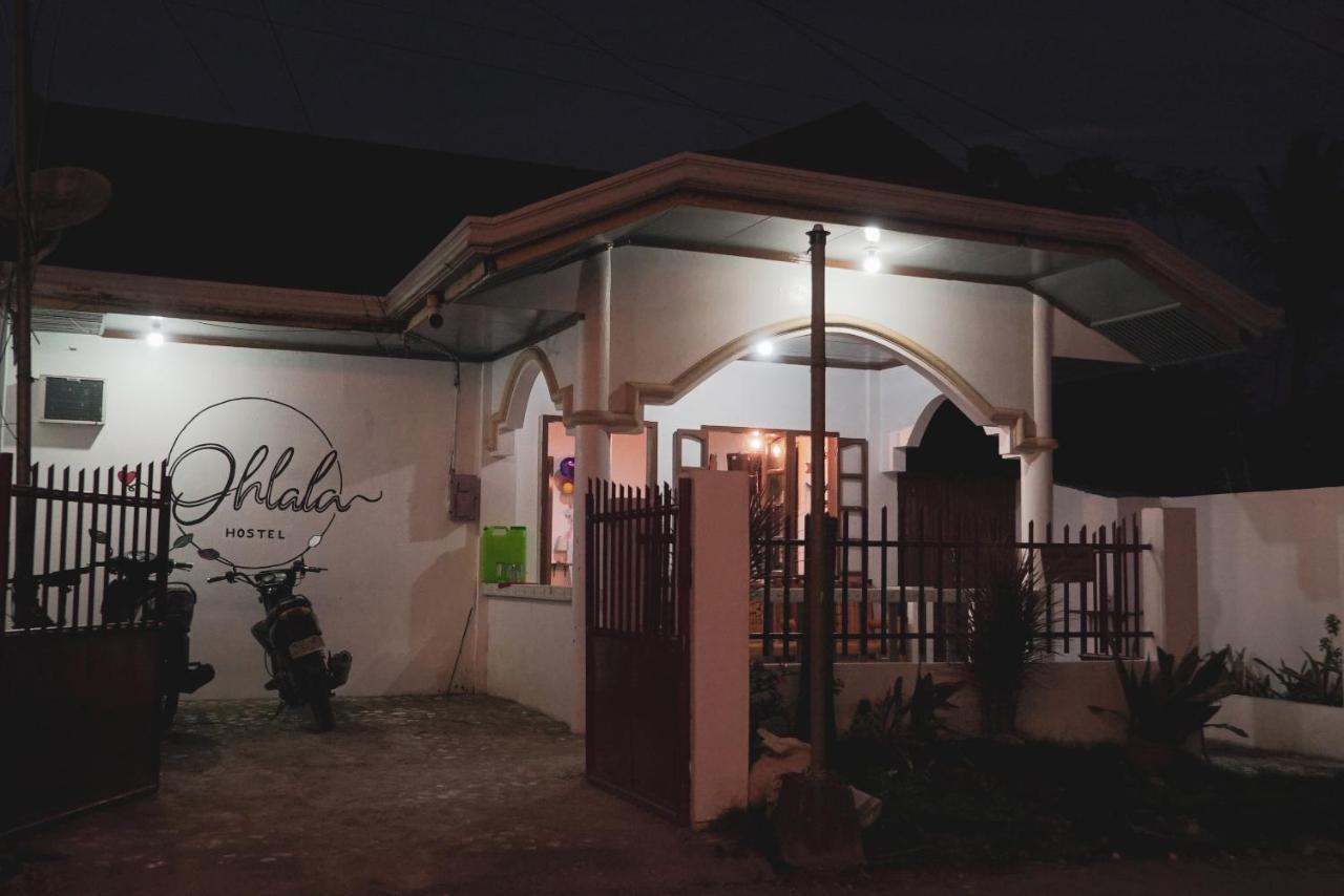 Ohlala Hostel Moalboal Exterior photo